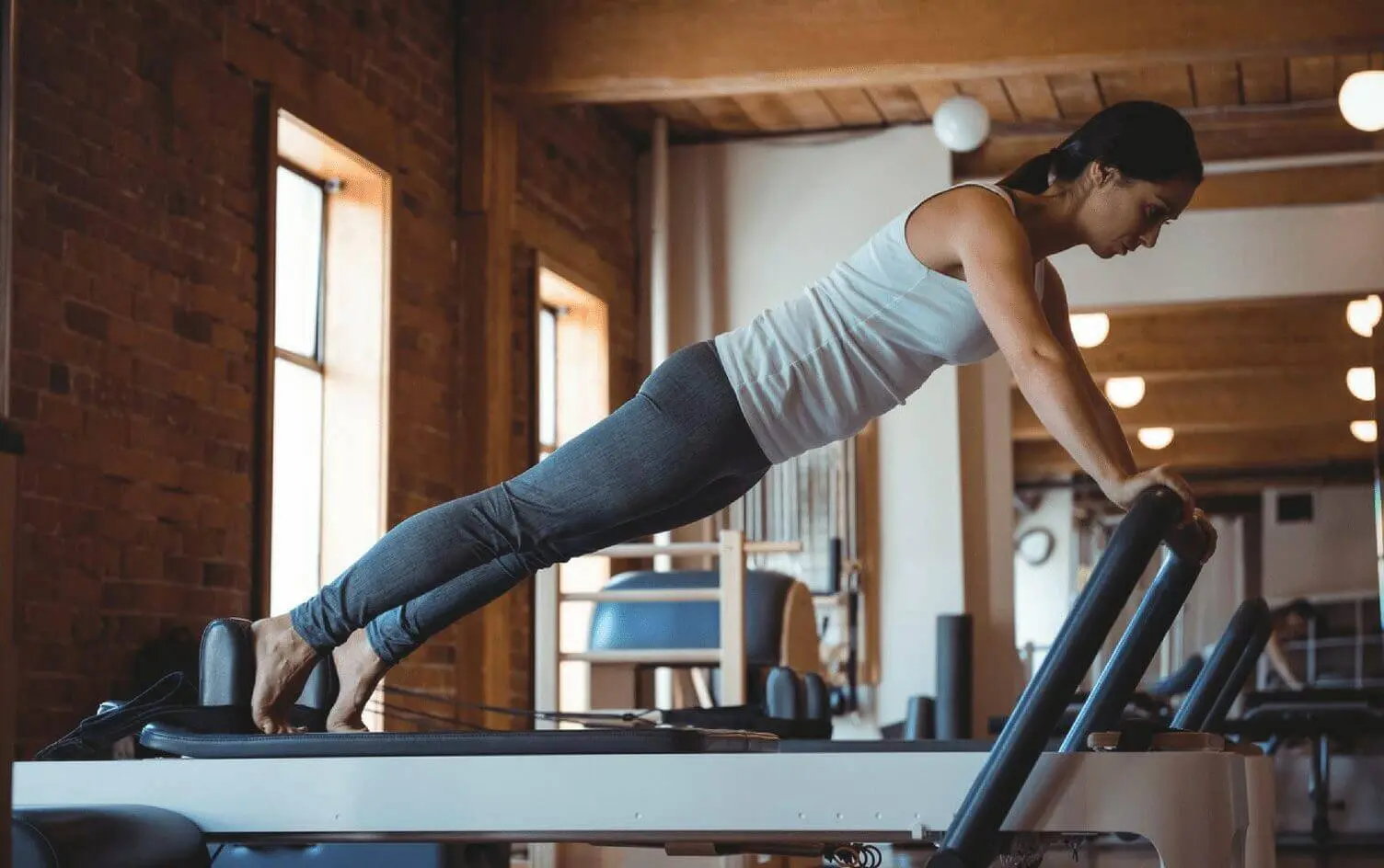 Pilates-Reformer-γυμναστηρια